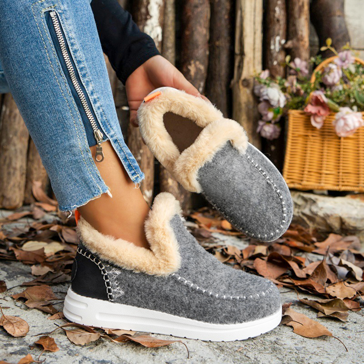 Fleece Bloom Boots
