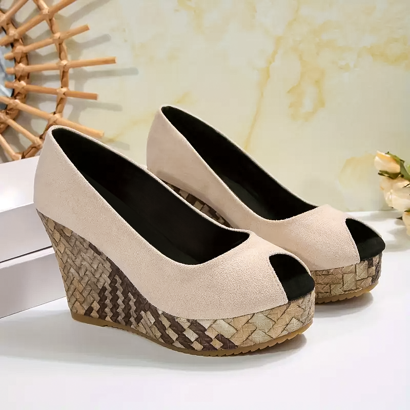 Signora-Wedge-Sandals