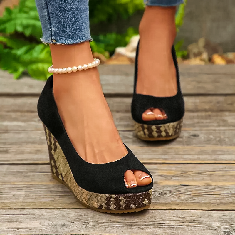 Signora-Wedge-Sandals