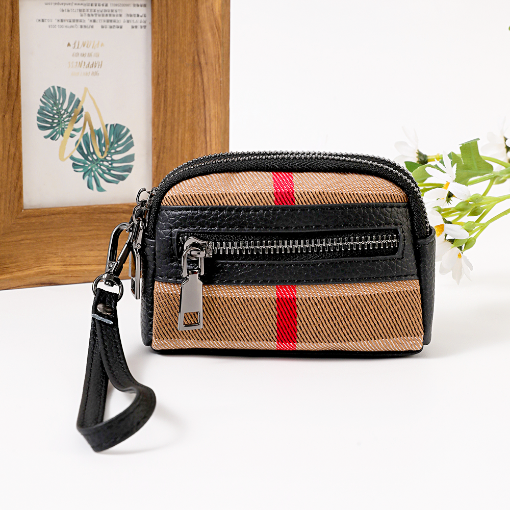 The Vera Pochette
