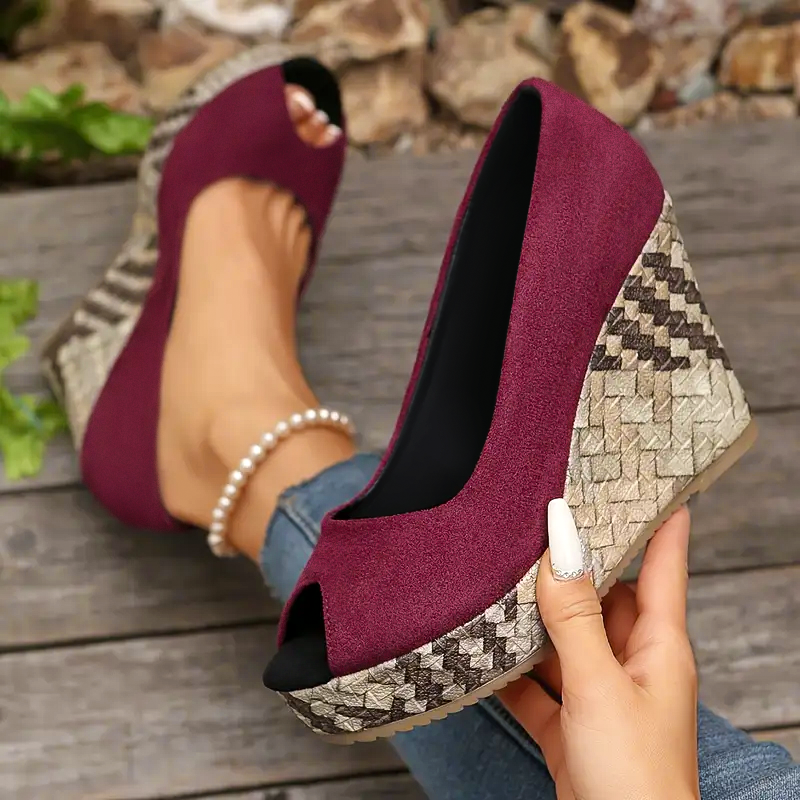 Signora-Wedge-Sandals